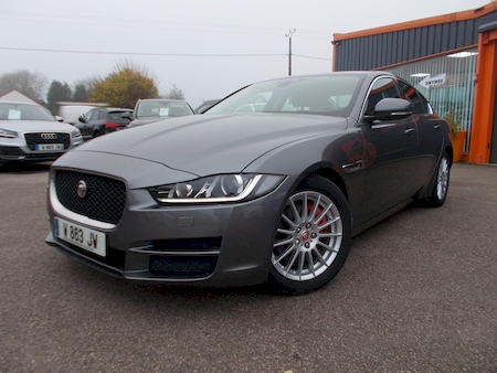 JAGUAR XE 2.0D E-PERFORMANCE 163 CV PRESTIGE AUTO  ****************** 1 ERE MAIN AVEC SEULEMENT 60453 KMS  !!! *****************